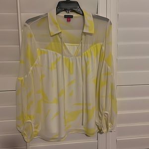 New with tags - Sunshine Balloon Sleeve Blouse
VINCE CAMUTO - never worn